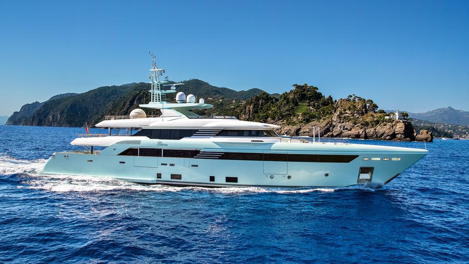 Another CRN Yacht with our REINTJES gearboxes